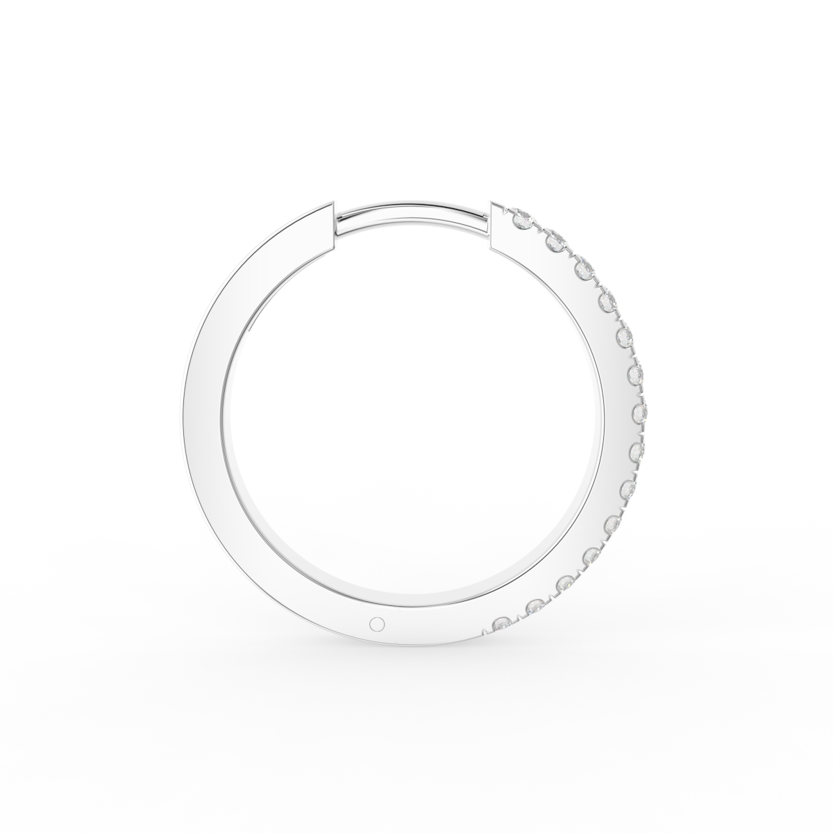 Hoops i 18 kt hvidguld med 0,34 ct brillantslebne diamanter – visning fra siden